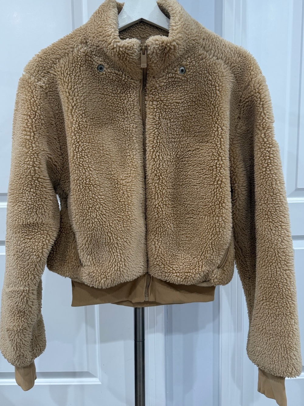 Alo Yoga Foxy Sherpa Jacket Camel Oversized Size S  NO HOOD